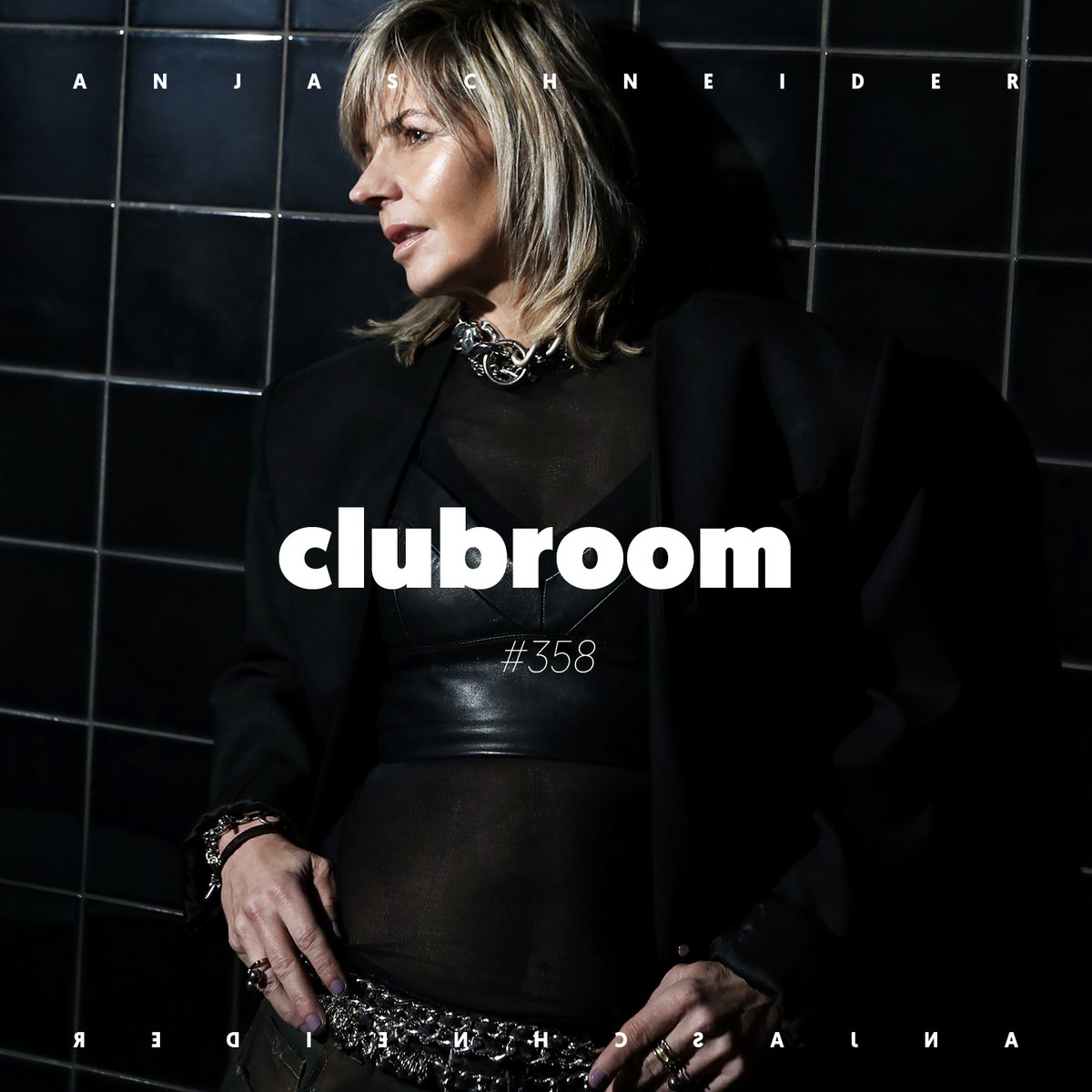 The new Club Room Radio is here to groove you into the weekend! Have fun, Anja 
smarturl.it/ClubRoom358