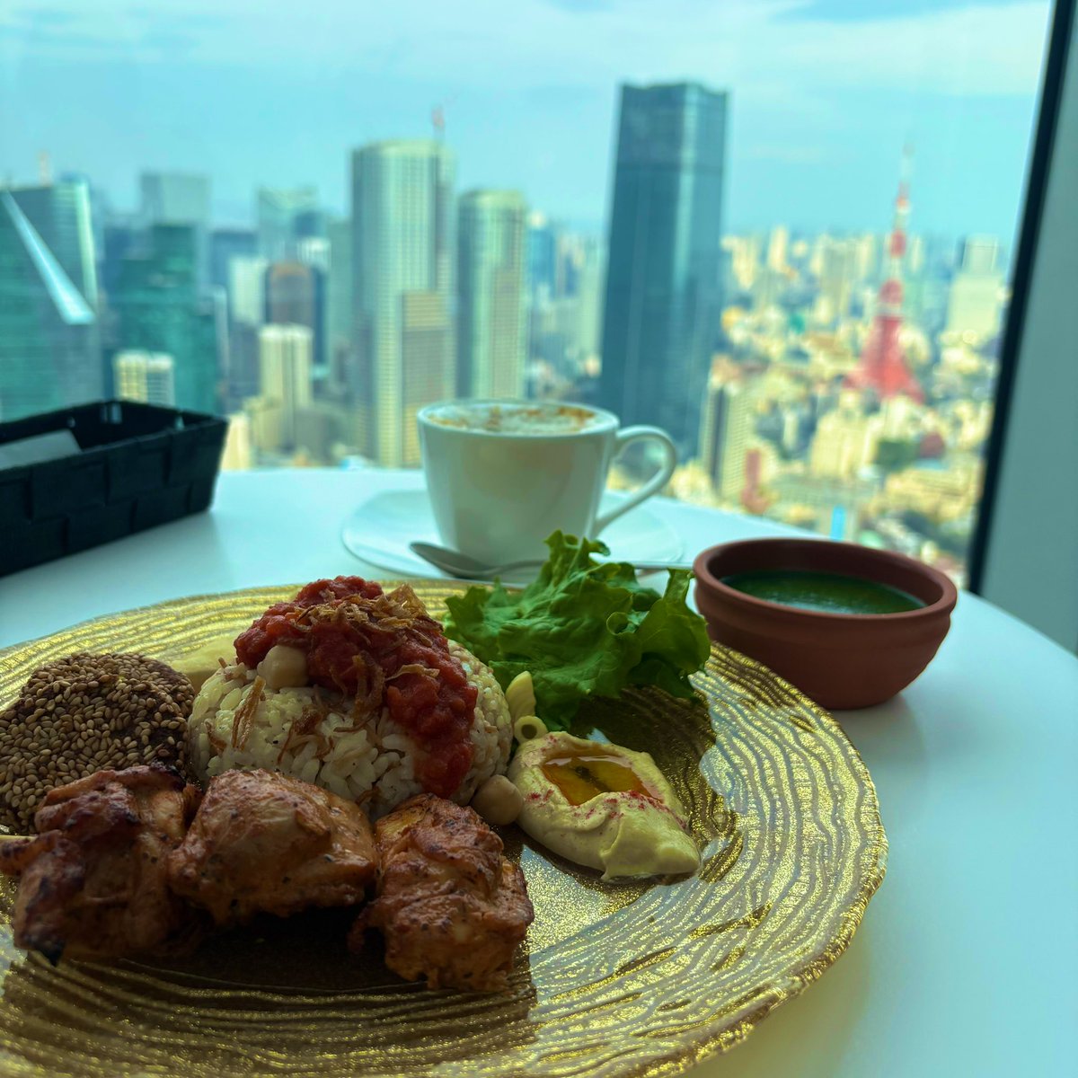 気分転換に古代エジプト展へ。
写真はエジプトフードプレート！
なんだか気分があがりました！

#古代エジプト展