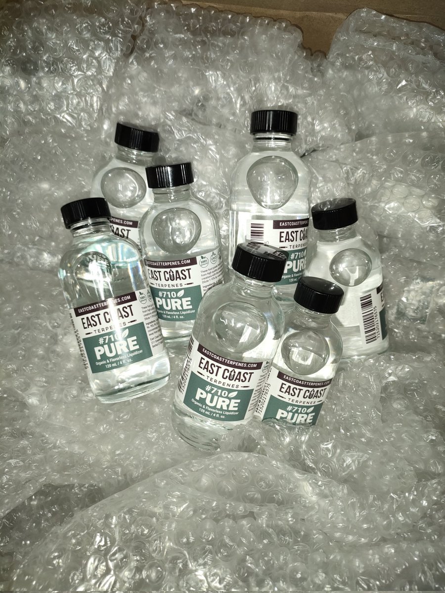 EAST COAST社の710 Pure大変人気です✨

リキッド作成時に希釈するのに最適！オールナチュラル、無味無臭、PG，VG不使用、もちろん違法成分も入っていません！