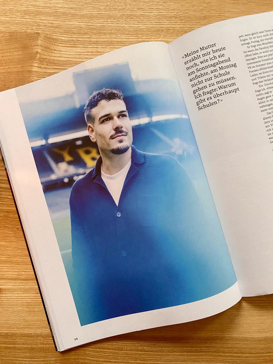 Filip Ugrinić ist einer der aufregendsten Fussballer der Schweiz. Dabei hasst er es, im Rampenlicht zu stehen. (Wobei er nie das Wort hassen benutzen würde.)

Mein Porträt von Filip Fantastičan im neuen <a href="/zwoelf_mag/">zwölf</a>.