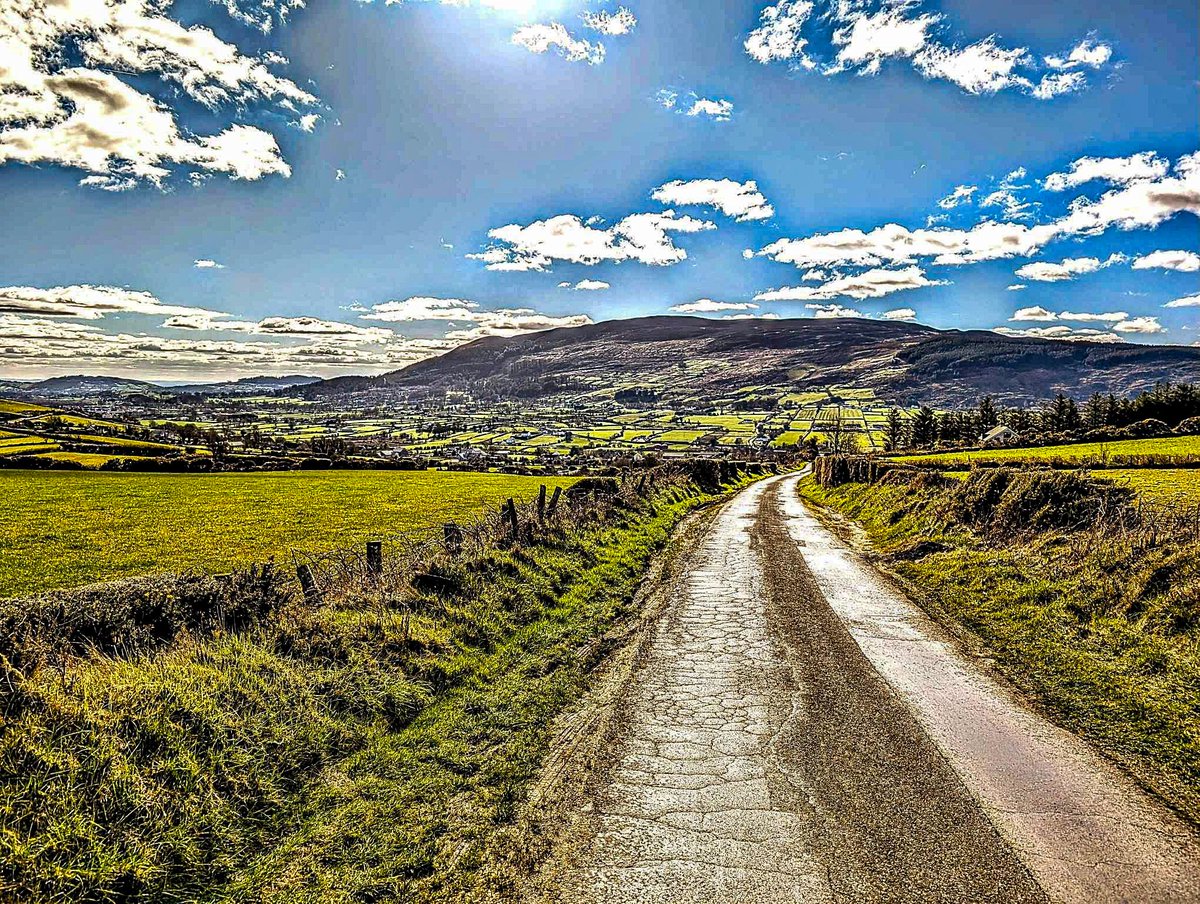 Gerard McCreesh (@gerardmccr12704) on Twitter photo Slieve Gullion Mountain in glorious sunshine <a href="/WeatherAisling/">Aisling Creevey</a> <a href="/Louise_utv/">Louise Small</a> <a href="/bbcweather/">BBC Weather</a> <a href="/ScenesOfUlster/">Scenes of Ulster</a> <a href="/ThePhotoHour/">#ThePhotoHour</a> <a href="/barrabest/">Barra Best</a> <a href="/angie_weather/">angie phillips</a> <a href="/WeatherCee/">Cecilia Daly</a> <a href="/CarlingfordIRE/">Carlingford Lough</a> Slieve Gullion Mountain in glorious sunshine <a href="/WeatherAisling/">Aisling Creevey</a> <a href="/Louise_utv/">Louise Small</a> <a href="/bbcweather/">BBC Weather</a> <a href="/ScenesOfUlster/">Scenes of Ulster</a> <a href="/ThePhotoHour/">#ThePhotoHour</a> <a href="/barrabest/">Barra Best</a> <a href="/angie_weather/">angie phillips</a> <a href="/WeatherCee/">Cecilia Daly</a> <a href="/CarlingfordIRE/">Carlingford Lough</a>