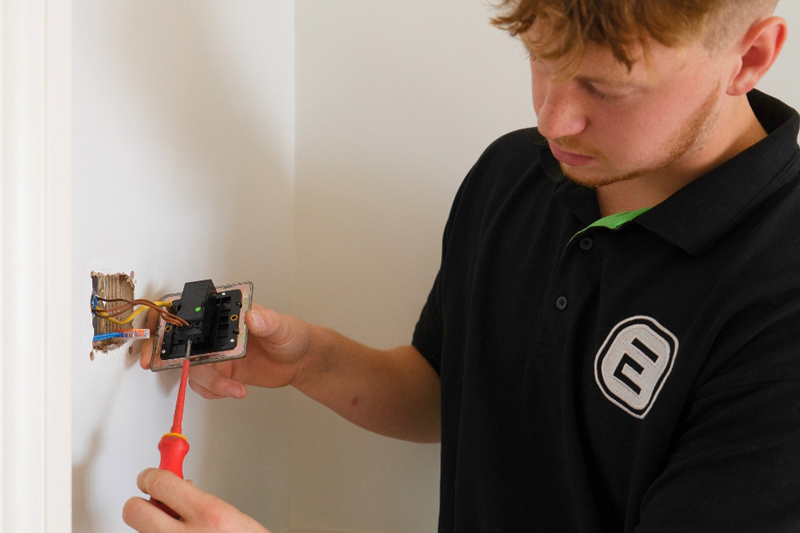 proelectrician's tweet image. What was the inspiration behind recent improvements to Enkin’s dimming modules?

Find out more here - bit.ly/3DlZ8CM

#LEDdimming #dimmingmodule #enkin #lightingcontrol #dimmers