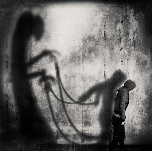 7 Signs of WEAK Men:

If You’re Guilty of Any, It’s Time to Change!