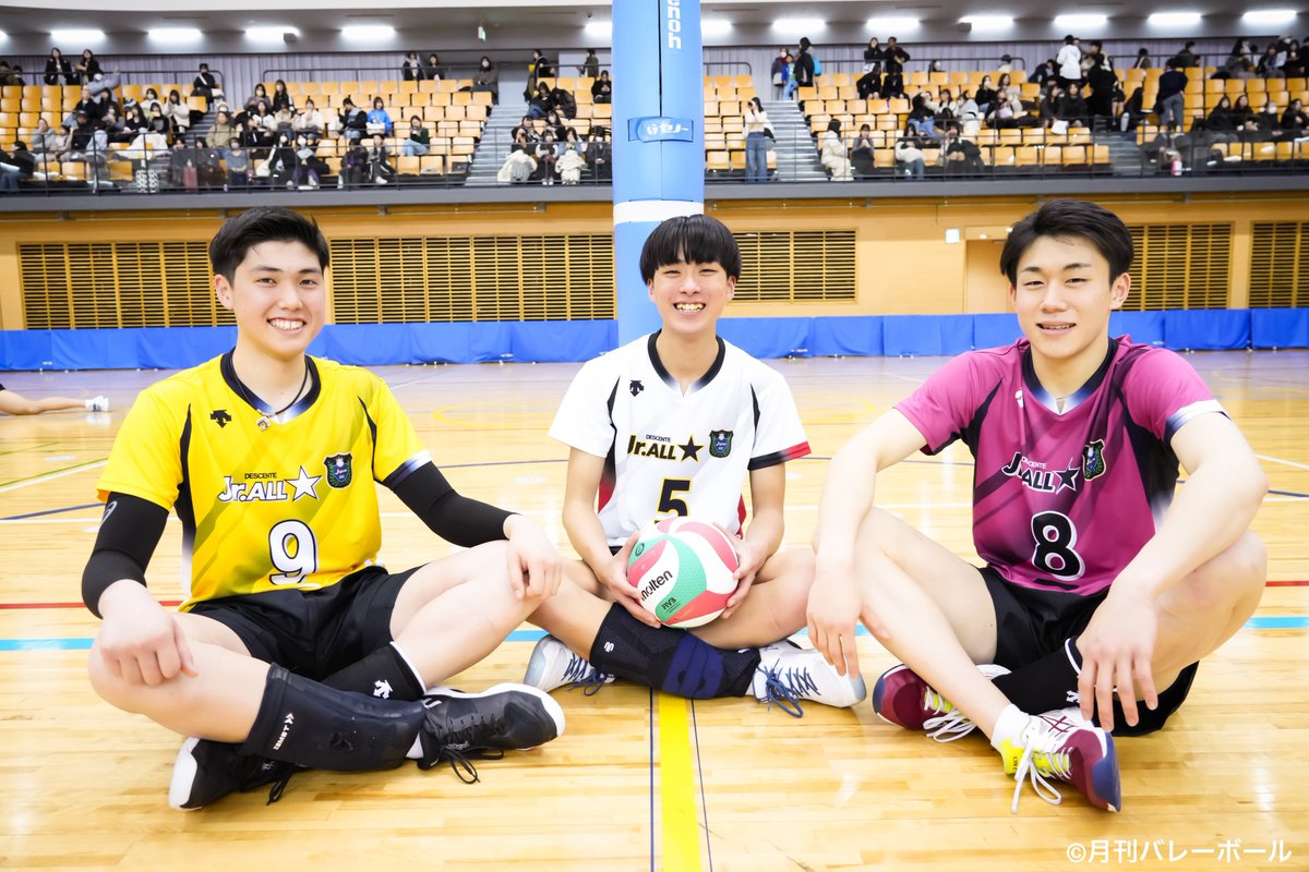 ◤￣￣￣￣￣￣￣￣￣￣￣ #月刊バレーボール 4月号 3月14日（金）発売