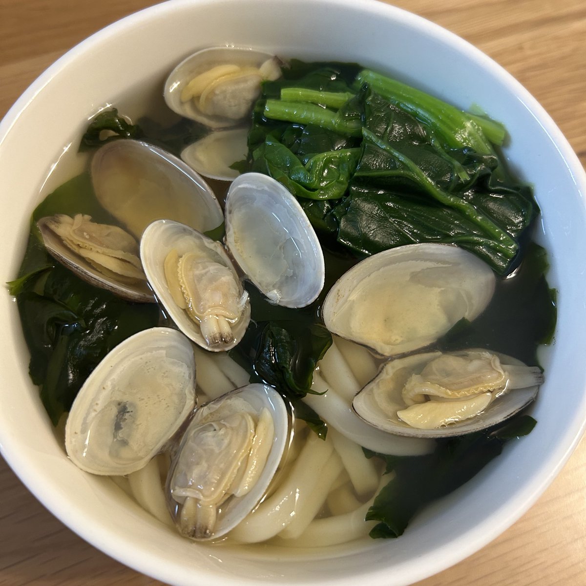 今日はあさりとわかめの優しいおうどん☺️
あとで夫用の生姜焼きつくる🥹