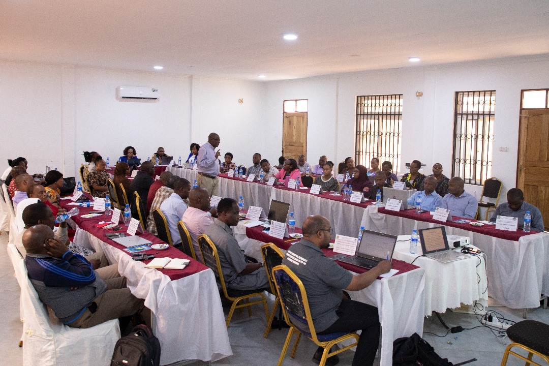 tacaidsinfo's tweet image. Watumishi wa TACAIDS wapatiwa mafunzo ya maadili na mabadiliko ya usimamizi