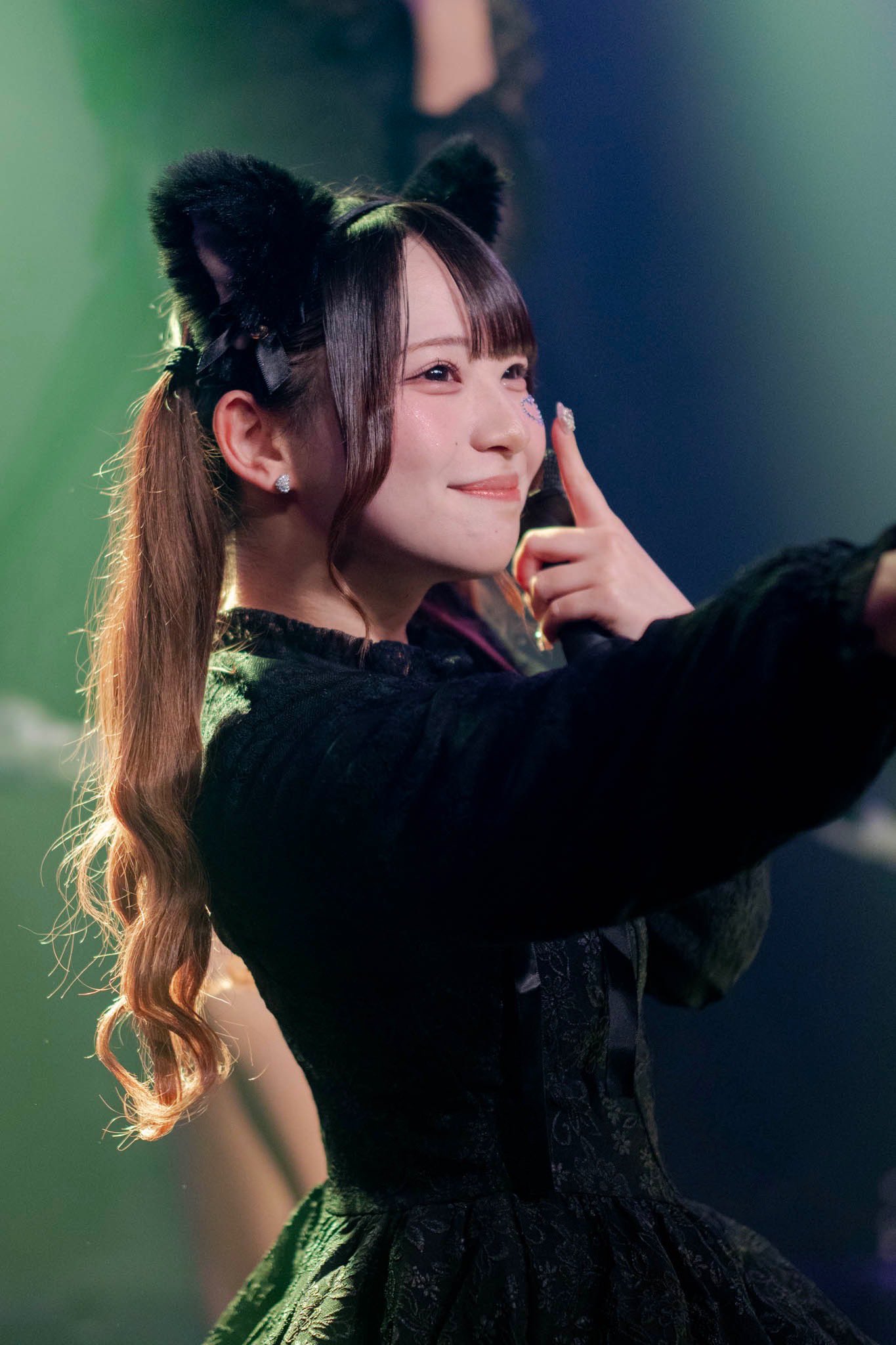 黒衣装とても似合うかもしれない、可能性のかたまり