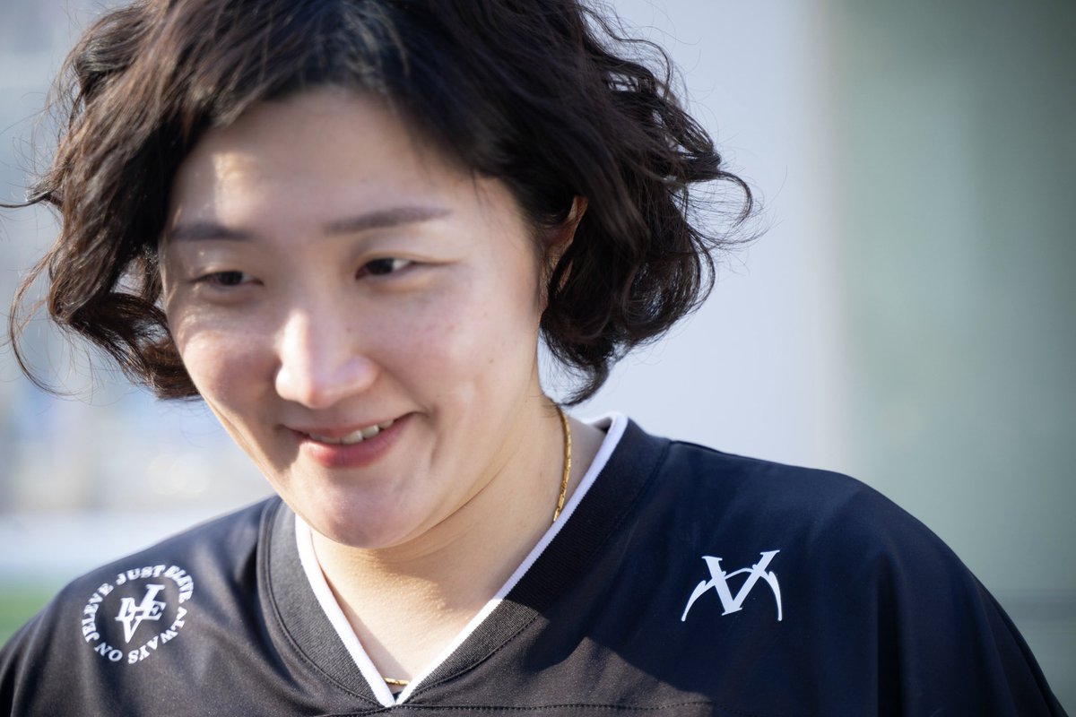 250308 피지컬500 팝업
여름이었다

#이수연