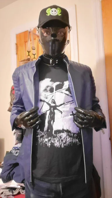 Image from Sir_LatexMan (@Sir_LatexMan)