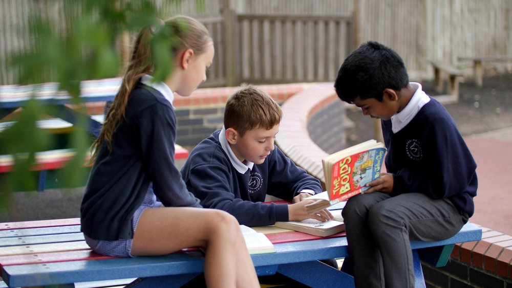 Ealing Learning Partnership (@ealinglearning) on Twitter photo Ealing school staff and professionals are invited to attend ELP's festival of learning #FoL on 17 March, 1pm
at Horsenden Primary School showcasing oracy to elevate the curriculum tinyurl.com/m56um9jr
<a href="/EalingCouncil/">Ealing Council</a> Ealing school staff and professionals are invited to attend ELP's festival of learning #FoL on 17 March, 1pm
at Horsenden Primary School showcasing oracy to elevate the curriculum tinyurl.com/m56um9jr
<a href="/EalingCouncil/">Ealing Council</a>