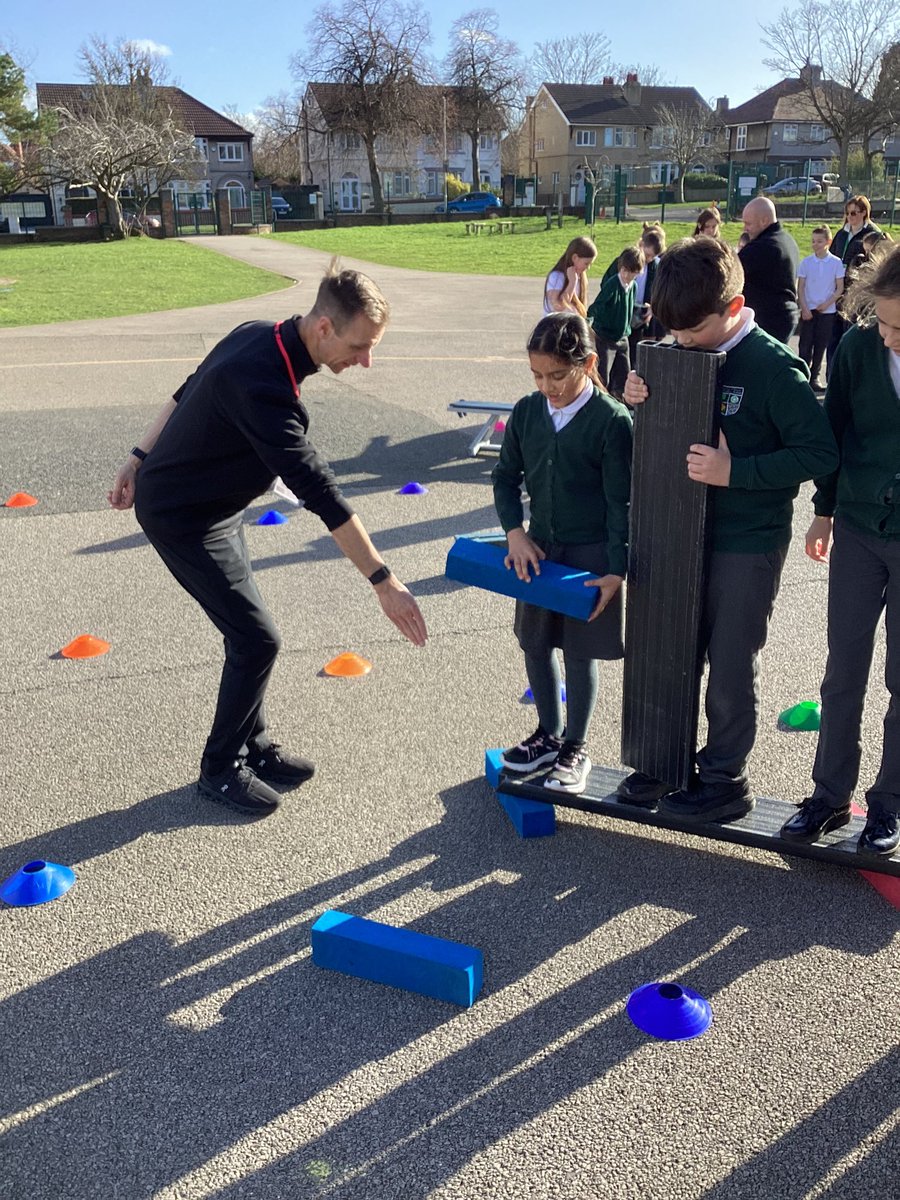 Bedford Drive PE & Outdoor Learning tweet media