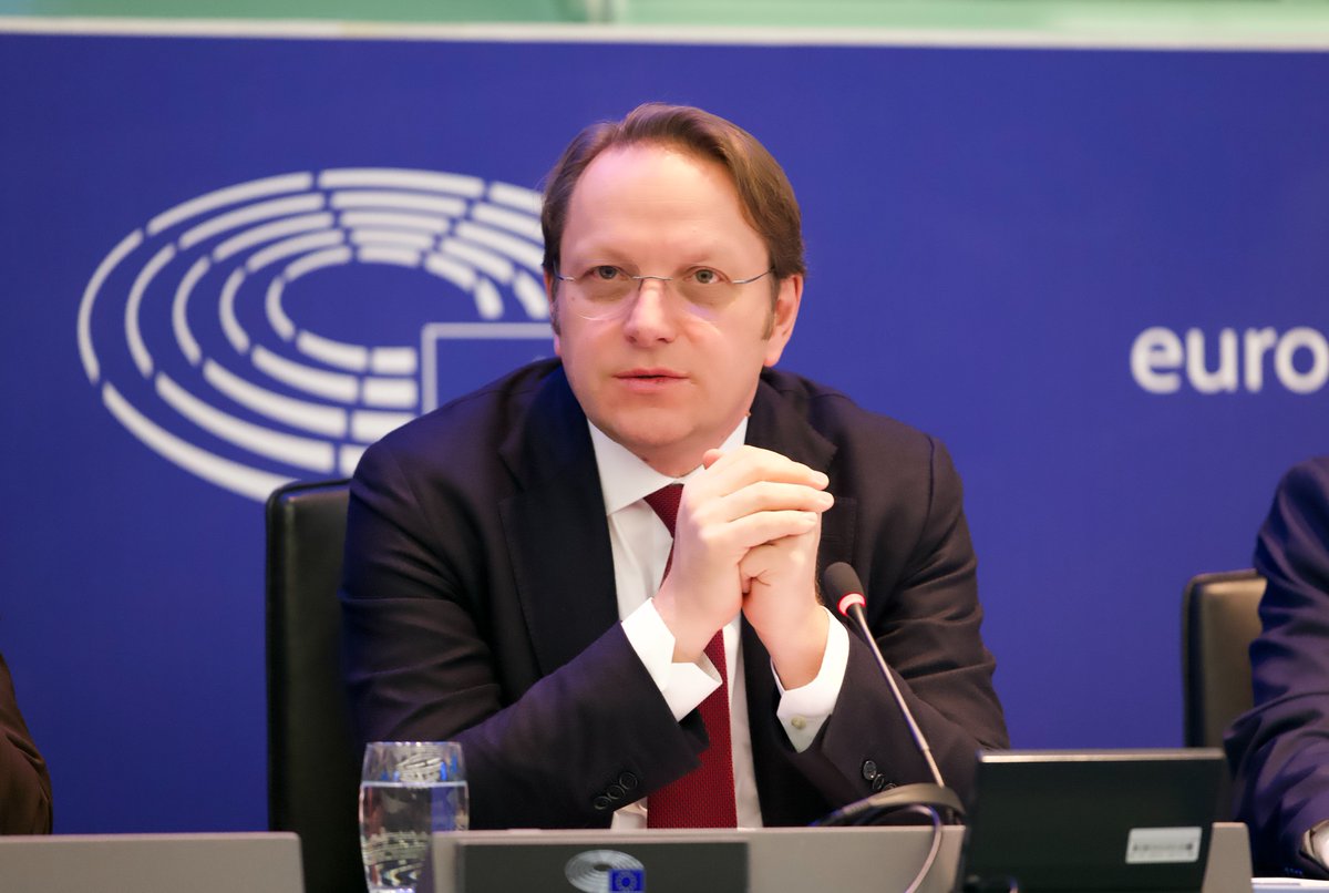 Engaging exchange with the EP Animal Welfare Intergroup today in Strasbourg. The <a href="/EU_Commission/">European Commission</a> remains committed to improving animal welfare through science-based, balanced legislation - supporting farmers while meeting citizens' expectations.