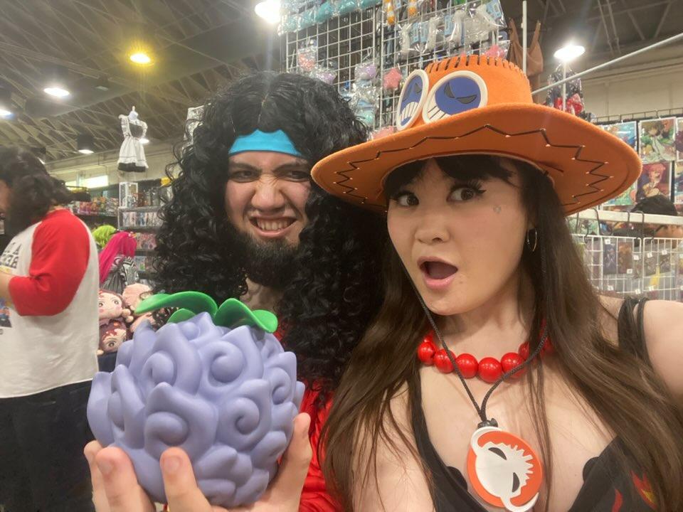 SeabassCos's tweet image. Wow Ace finally found me! Surely this doesn&apos;t lead to anything bad happening for him or his family. Right @petkittykiriko ?

#ONEPIECE #cosplay