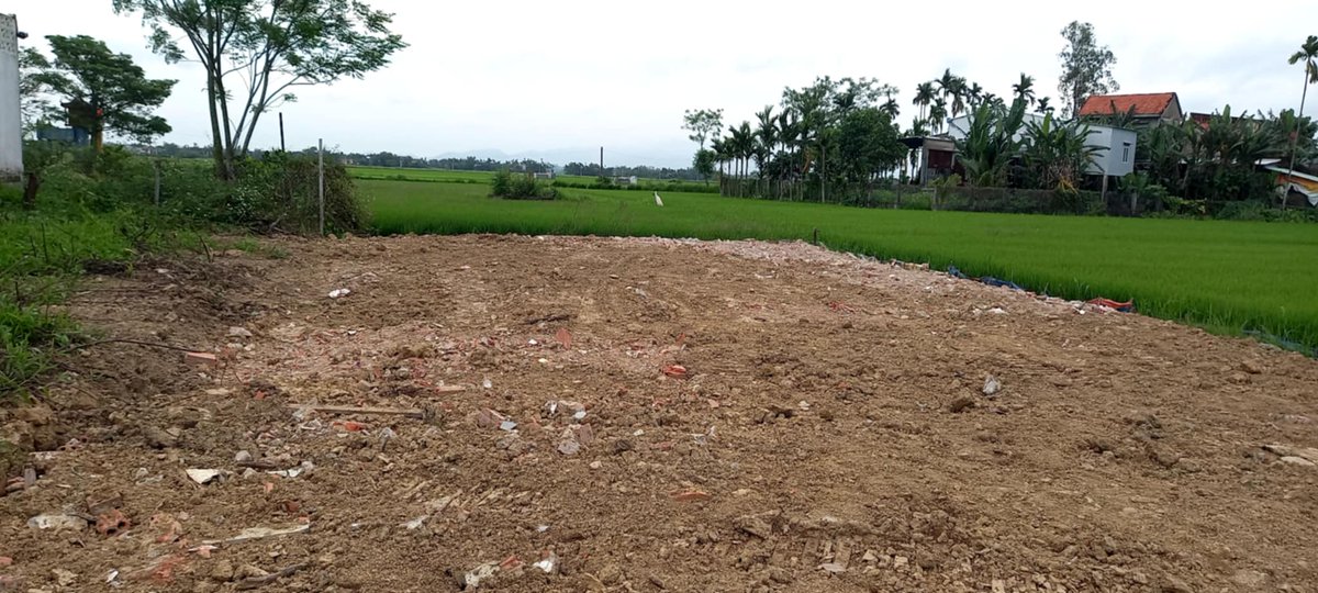 🏡 BÁN LÔ ĐẤT ĐẸP - VỊ TRÍ ĐẮC ĐỊA - GIÁ TỐT 📌
📍 Vị trí: Điện Thắng Nam- Điện Bàn- Quảng Nam
📏 Diện tích: 100m2
✅ Đất đẹp, vuông vức, đã san lấp bằng phẳng.
✅ Gần khu dân cư đông đúc, giao thông thuận tiện.
☎ Liên hệ ngay: 093.4959.386