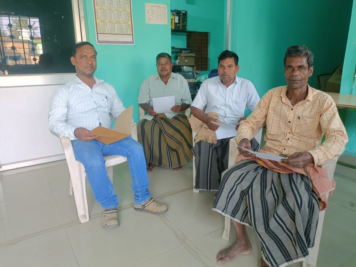 damapada's tweet photo. ROR Column 2 correction camp at different villages and RI circles of Damapada Tahasil. https://t.co/hjFvSbs5XI