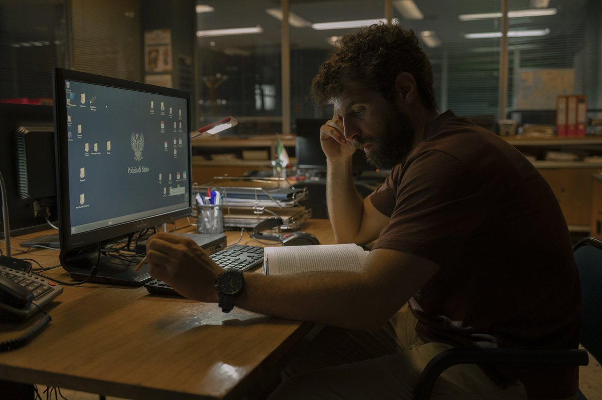 ZebraEs's tweet image. 🚨 Os desvelamos las primeras imágenes de la T2 de Memento Mori

📅 Estreno en abril en @PrimeVideoES 

✅ Rodada en Madrid, Canarias, Trieste y Valladolid.

🔥 Confirmamos también una tercera y última temporada.

¿Preparados?

#MementoMori #T2 #T3 #PrimeVideo #ZebraProducciones