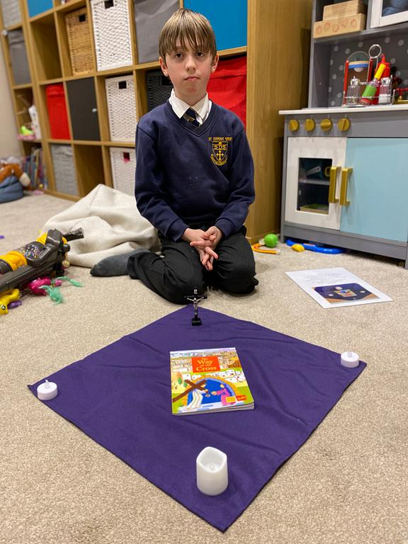 StDomSavioRC's tweet image. Our Lent prayer bag continues its journey home with our pupils. It’s inspiring to see the thoughtful ways they’re creating prayer spaces and taking quiet moments to reflect on the true meaning of Lent. 🌟🙏 #LentReflections #SchoolCommunity