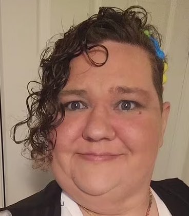 OliLondonTV's tweet image. Oregon mental health advisory board includes member who identifies as TURTLE. 🐢

A member advising Oregon’s Health Authority (OHA) on best practices and policies in mental health identifies as a terrapin species. 

JD Holt who goes by the name JD Terrapin uses turtle pronouns.…