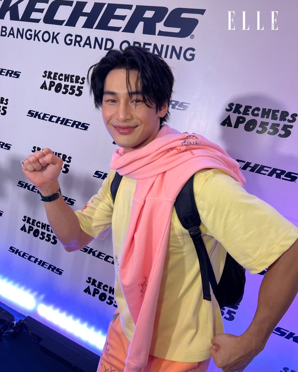ELLEThailand's tweet photo. หล่อน่ารัก! ซูมลุคของหนุ่ม อาโป ณัฐวิญญ์ @Nnattawin1 แบรนด์แอมบาสซาเดอร์สุดหล่อของ Skechers ที่งานเปิดตัวคอลเล็กชั่น #SkechersxApo555 ณ One Bangkok

#ELLEThailand
#SkechersOneBangkokgrandopening
#SkechersOneBKKxApo
#ApoNattawin https://t.co/sARLqxLGRr
