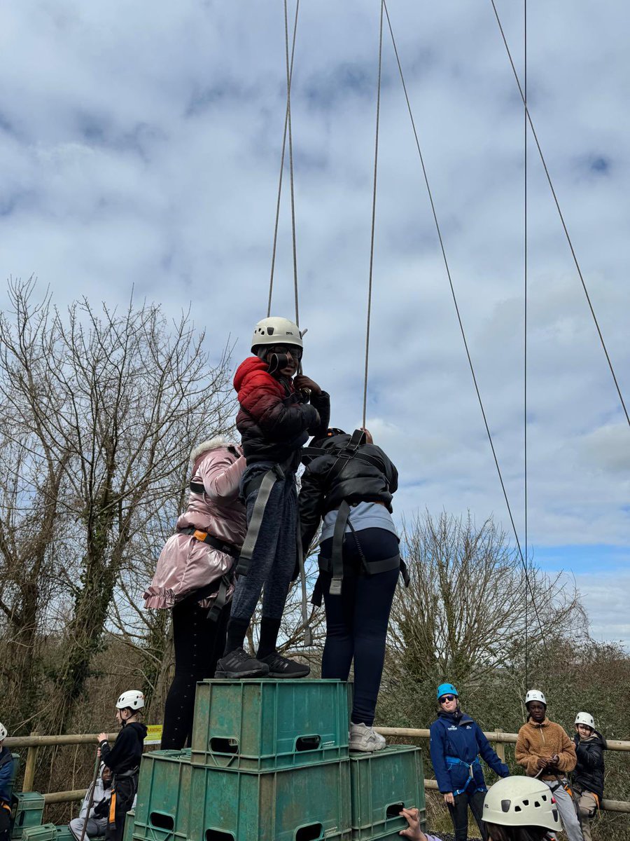 Discovery Primary School Year 5 tweet media