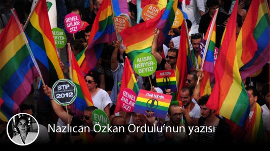 🔴 Türkiye yeni zencisini seçiyor!

🏳️‍🌈 Kamuoyu bir süre daha sesini çıkartmadan izler ve bütün sorumluluğu LGBT+ aktivistlerine bırakırsa sözsüz bir anlaşmayla yeni zencimizle ilgili el sıkışacak olabiliriz.

✍️ Nazlıcan Özkan Ordulu'nun yazısı...
t24.com.tr/yazarlar/nazli…
