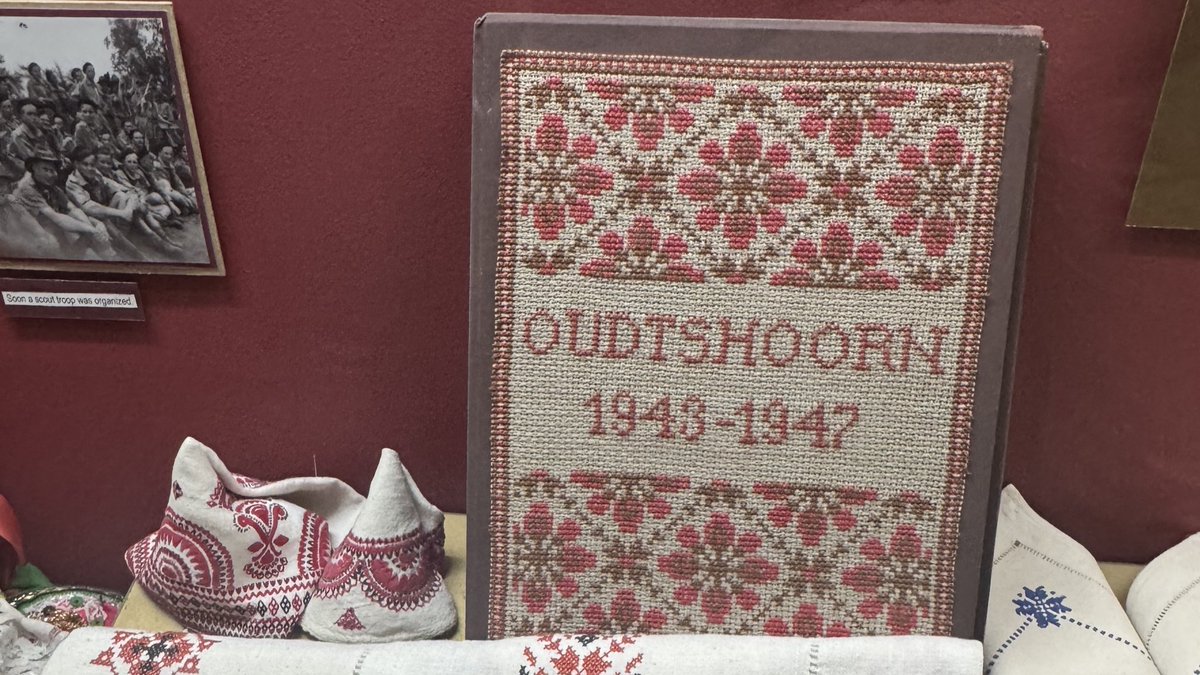 StefanTompson's tweet image. Made it to the beautiful town of Oudtshoorn, South Africa, to retrace the steps of Polish refugees of War who stayed here between 1943 and 1947.
Fantastic to meet the incredible Rhodesian @RoryDuncan1966, who has some of the most incredible stories of adventures around Africa.