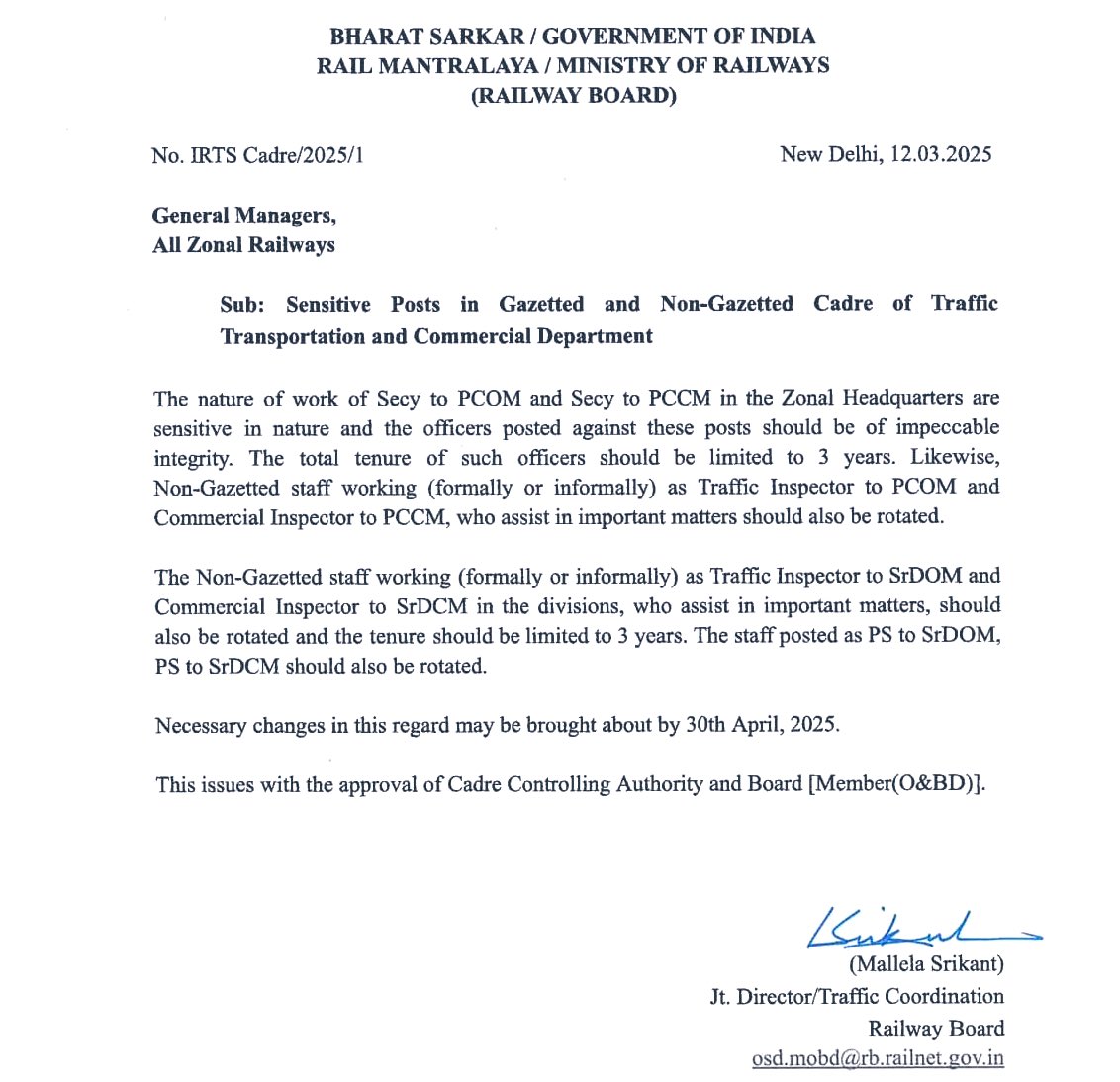 Railwhispers's tweet image. @RailMinIndia द्वारा जारी ये निर्देश यदि सही तरीके से लागू किया जाए तो इससे प्रशासनिक कार्यों में पारदर्शिता आएगी। HQ में #PCOM/#PCCM तथा मंडल स्तर पर #SrDOM/#SrDCM के PS/PA का हर 3 साल पर #रोटेशन अत्यंत आवश्यक है, जिससे किसी प्रकार की अनियमितता को जड़ जमाने का मौका नहीं मिलेगा।