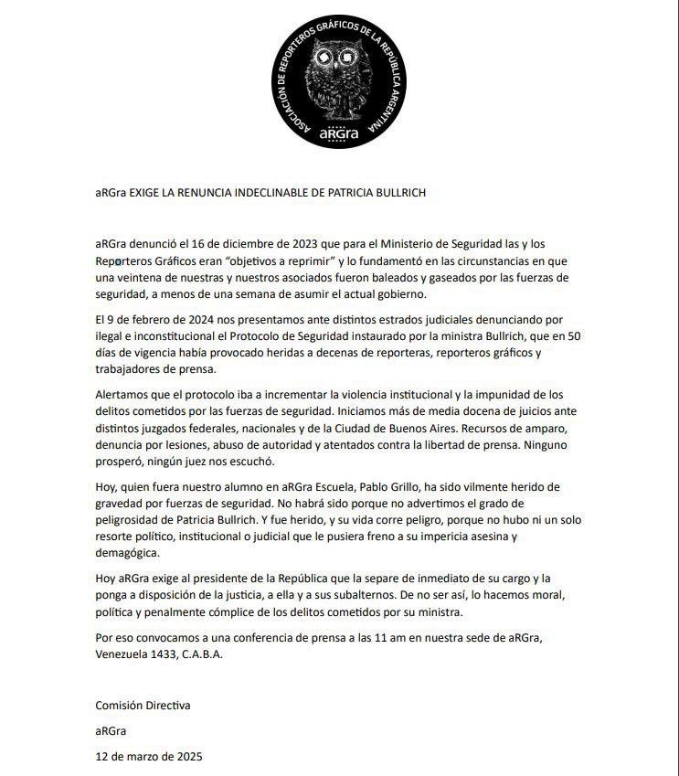 El fotoperiodista Pablo Grillo sigue en coma inducido, pronóstico reservado. La Asociación de Reporteros Gráficos de la República Argentina, arGRa, exige la renuncia de Patricia Bullrich como Ministra de Seguridad.