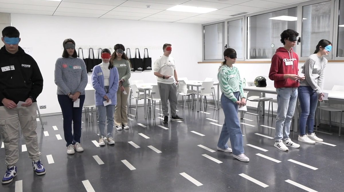 🔬🌍 Segunda sesión de <a href="/PIIISAProject/">PIIISA</a> 2025 en la <a href="/CanalUGR/">Universidad Granada</a> con alumnado del IES Arjé, Chauchina.

🚀 Exploramos cómo la digitalización y el machine learning ayudan a resolver problemas sociales, económicos y medioambientales en el Barranco de Poqueira.

#UGR #ODS #Investigación