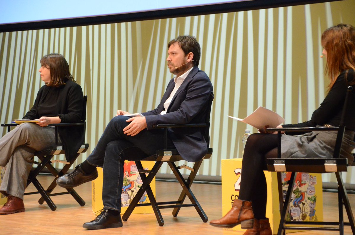 Las nuevas herramientas y formas de hacer periodismo. Continuamos en la segunda ponencia del Congreso de Periodismo de Huesca.

📸 <a href="/aleexbv_/">Alejandro B.V.</a> 

#CongresoHuesca #CongresoPeriodismo