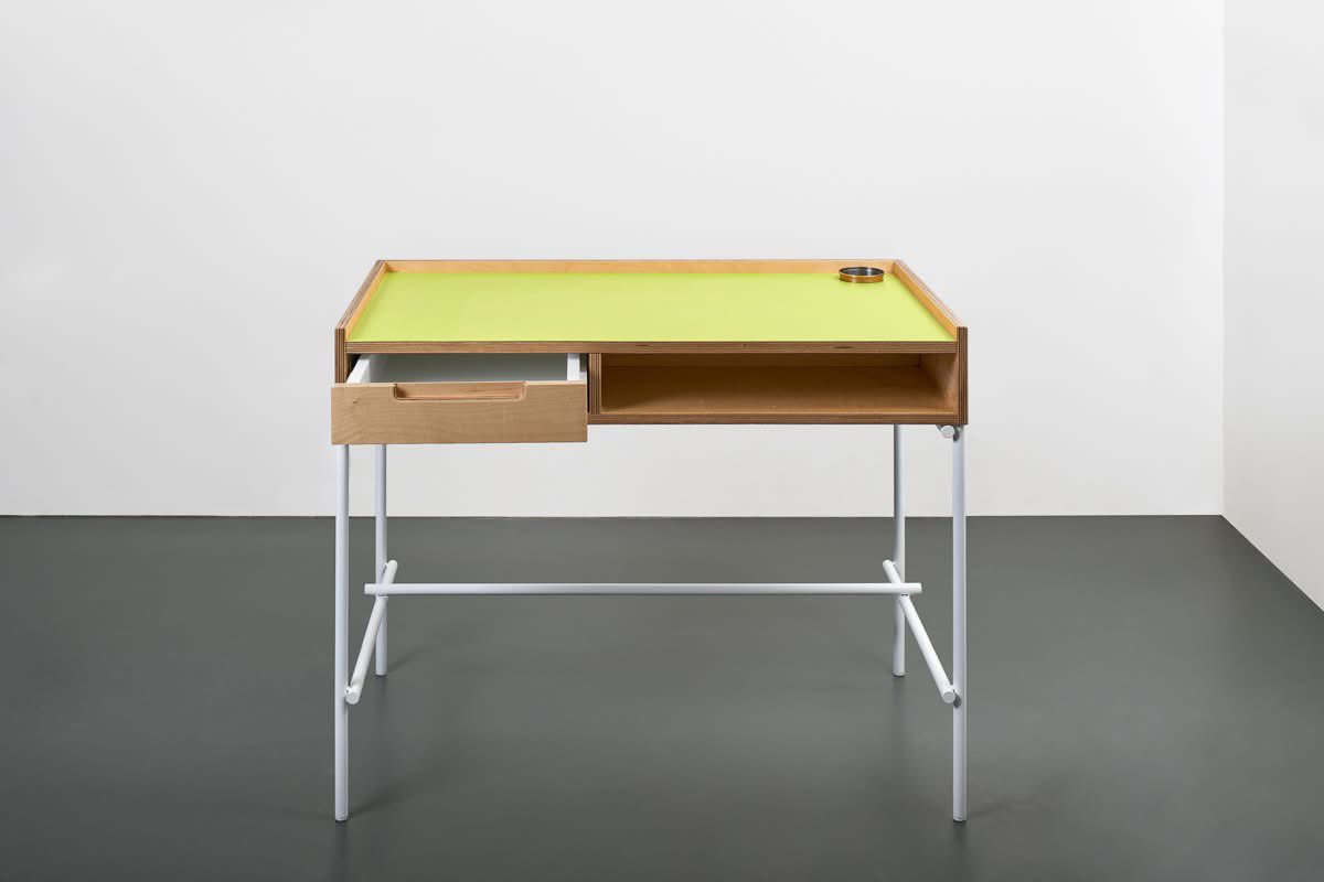 Calventedesign's tweet photo. Mesa de estudio PAPIRO.
Pieza de nuestra colección ITERA.

Diseño en colaboración con @pablobarucarquitecto

#Calvente #calventedesign #itera #coleccionitera #Diseño #Wood #CarpinteríadeMadera #Carpintería #mesapapiro

📸 @javierorive https://t.co/6FmlXvMnDP