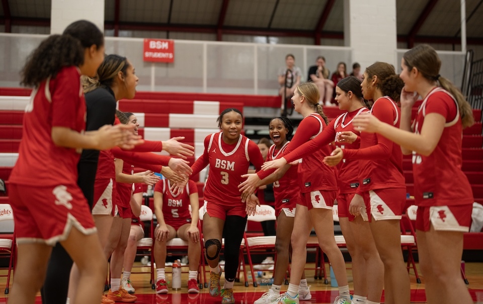 Girls Basketball Hub (@mngirlsbballhub) on Twitter photo It's a rematch in the 3A semifinals between <a href="/BSMGirlsHoops/">BSMGirlsHoops</a> and <a href="/alexmnschools/">Alexandria Public Schools</a>
โ๏ธ: tinyurl.com/mvddzmxr
๐บ: <a href="/NSPNminnesota/">NSPN - Minnesota</a>
๐: mngirlsbasketballhub.com/news_article/sโฆ
#MSHSL #MNHighSchoolSports It's a rematch in the 3A semifinals between <a href="/BSMGirlsHoops/">BSMGirlsHoops</a> and <a href="/alexmnschools/">Alexandria Public Schools</a>
โ๏ธ: tinyurl.com/mvddzmxr
๐บ: <a href="/NSPNminnesota/">NSPN - Minnesota</a>
๐: mngirlsbasketballhub.com/news_article/sโฆ
#MSHSL #MNHighSchoolSports