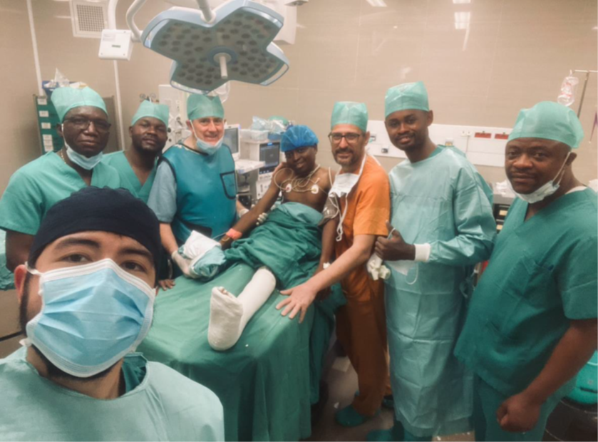 Amigos de Monkole tweet media