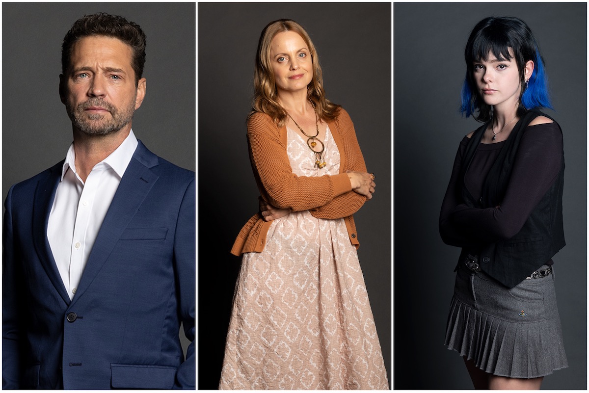 VIMooZ Blog (@vimooz) on Twitter photo #JasonPriestley, #MenaSuvari and #LaurelMarsden star in #AllThereIs the indie drama film on parent-child relationships world premiering at Beverly(<a href="/thebhfilmfest/">thebhfilmfest</a>) Hills Film Festival.
read more: vimooz.me/vt4na6 #JasonPriestley, #MenaSuvari and #LaurelMarsden star in #AllThereIs the indie drama film on parent-child relationships world premiering at Beverly(<a href="/thebhfilmfest/">thebhfilmfest</a>) Hills Film Festival.
read more: vimooz.me/vt4na6