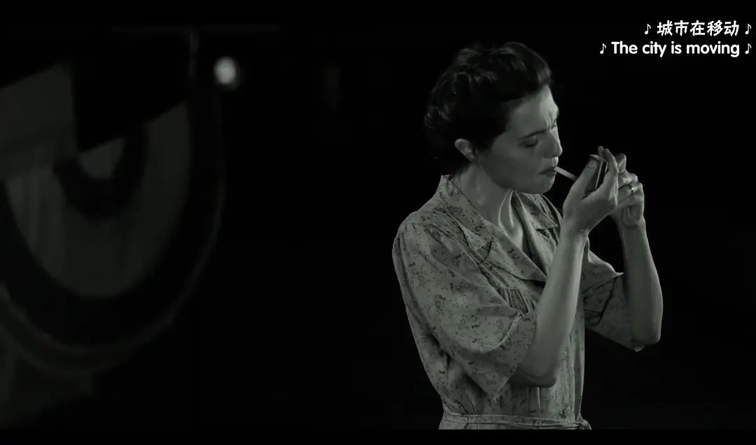 《还有明天》太好看了，镜头语言和配乐的选择恰到好处，虽然买成了国语版，但是丝毫没有出戏，感动和惊喜是结结实实的。