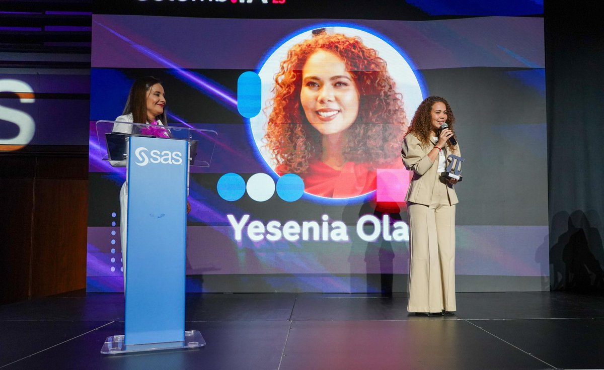 MincienciasCo's tweet image. &quot;El Gobierno Nacional se ha comprometido en avanzar con la brecha de género en el mundo científico, es la primera vez que la política de CTeI, tiene acciones concretas para implementar el reconocimiento de la mujer en la ciencia&quot;, @YeseniaOlayaR 

#HelloDataColombIA 🇨🇴