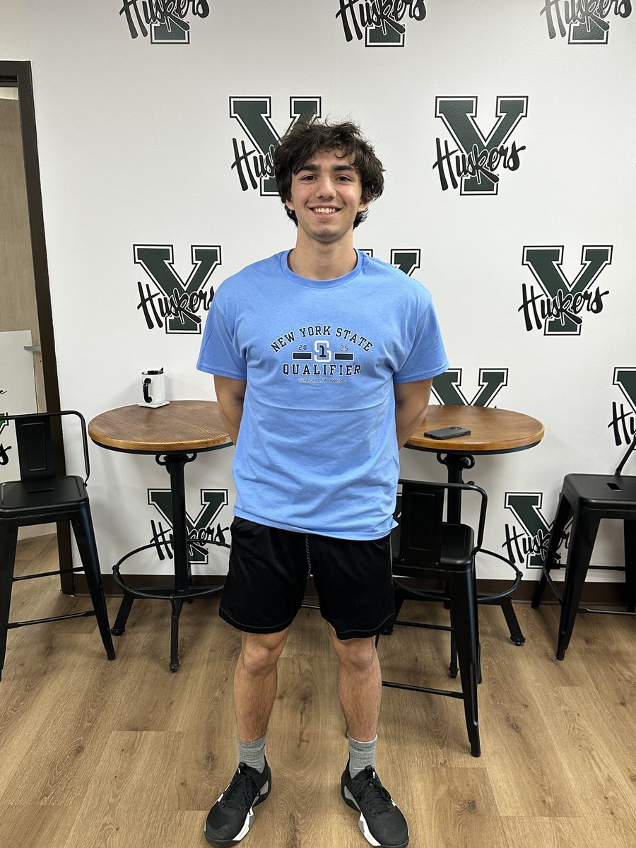 Congrats to <a href="/Smittytrackxc/">Keith</a> standout Brian White for qualifying/competing at NY State Championships. Best of luck in final meet this weekend.🌽🏆 <a href="/CoachKornHusker/">Ingrid</a> <a href="/YCSD_Athletics/">Robert Barrett</a> <a href="/YtownSportsMed/">Yorktown Sports Medicine</a> <a href="/YorktownCSD/">YorktownCSD</a>