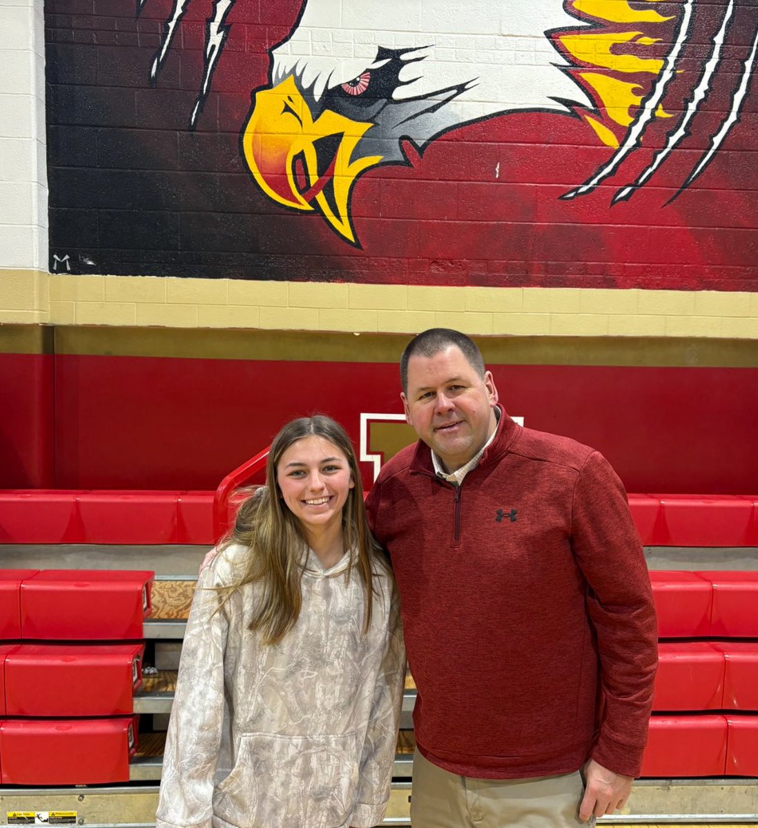 Edison High School Athletics Edison NJ (@ehssouthside) on Twitter photo Edison Athletics is excited to announce our 2024/25 NJSIAA Scholar Athlete Award Winner! Lindsay Yascko is a 3 sport athlete for the Eagles while maintaining an outstanding GPA! She is the epitome of what it means to be an outstanding high school student athlete! <a href="/CDHuss/">Chris Huss</a> Edison Athletics is excited to announce our 2024/25 NJSIAA Scholar Athlete Award Winner! Lindsay Yascko is a 3 sport athlete for the Eagles while maintaining an outstanding GPA! She is the epitome of what it means to be an outstanding high school student athlete! <a href="/CDHuss/">Chris Huss</a>