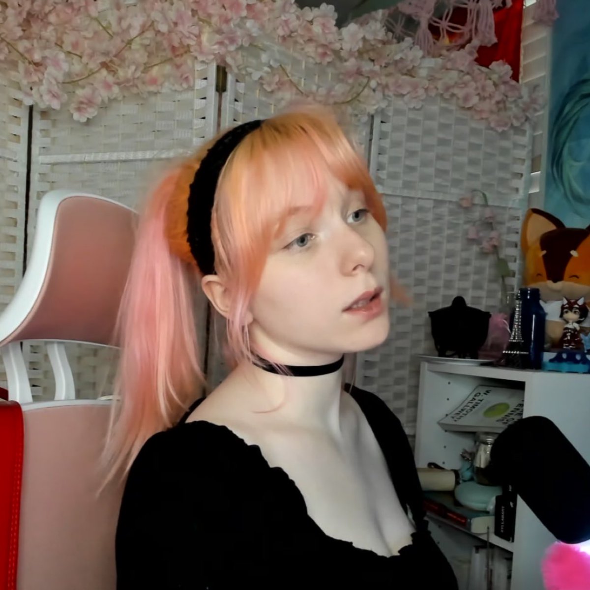 wanna queue? 💕˚∘*