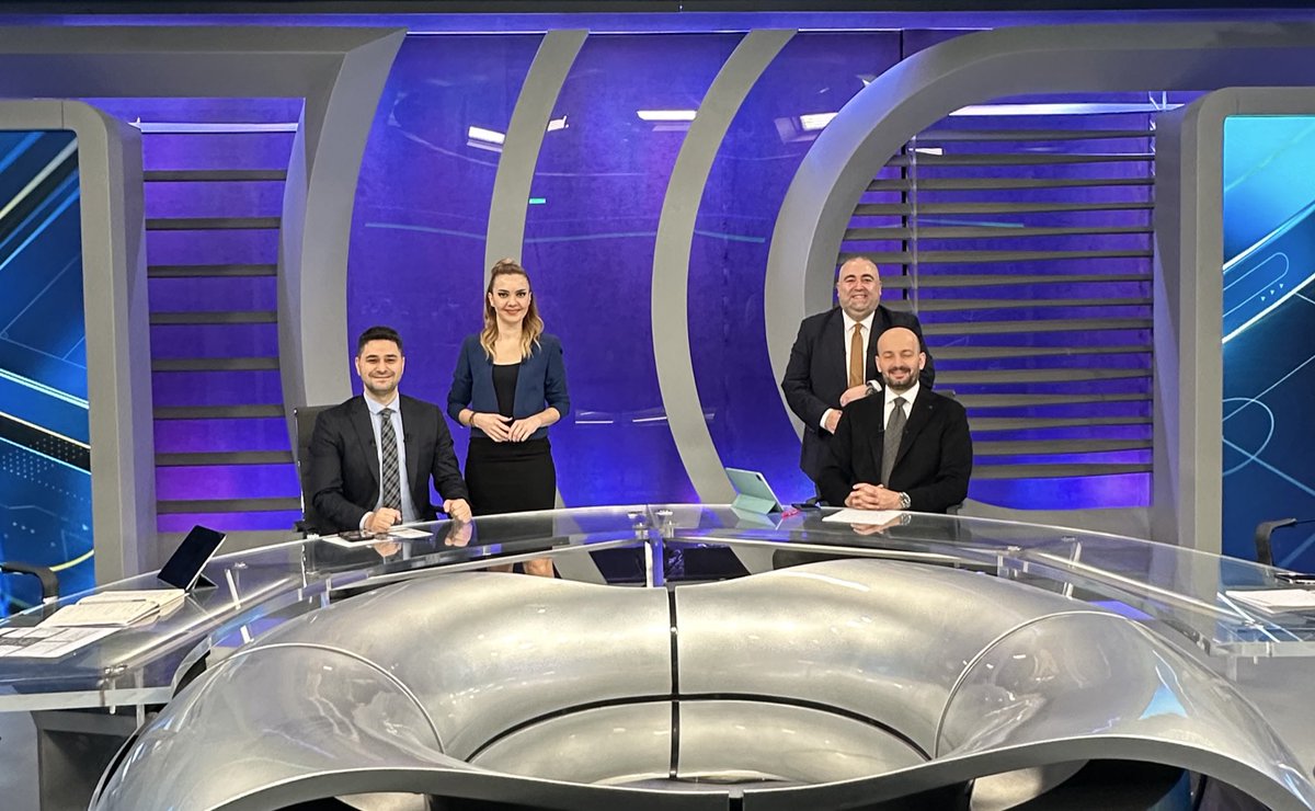 Ezgi Sütcü (@ezgistc) on Twitter photo Gündem Futbol başladı. TRT SPOR’a bekliyoruz. #trtspor #gündemfutbol <a href="/barisssn/">Barış Yurduseven</a> <a href="/senadok/">senad ok</a> <a href="/kutlu_Akpinar/">Kutlu Akpinar</a> Gündem Futbol başladı. TRT SPOR’a bekliyoruz. #trtspor #gündemfutbol <a href="/barisssn/">Barış Yurduseven</a> <a href="/senadok/">senad ok</a> <a href="/kutlu_Akpinar/">Kutlu Akpinar</a>