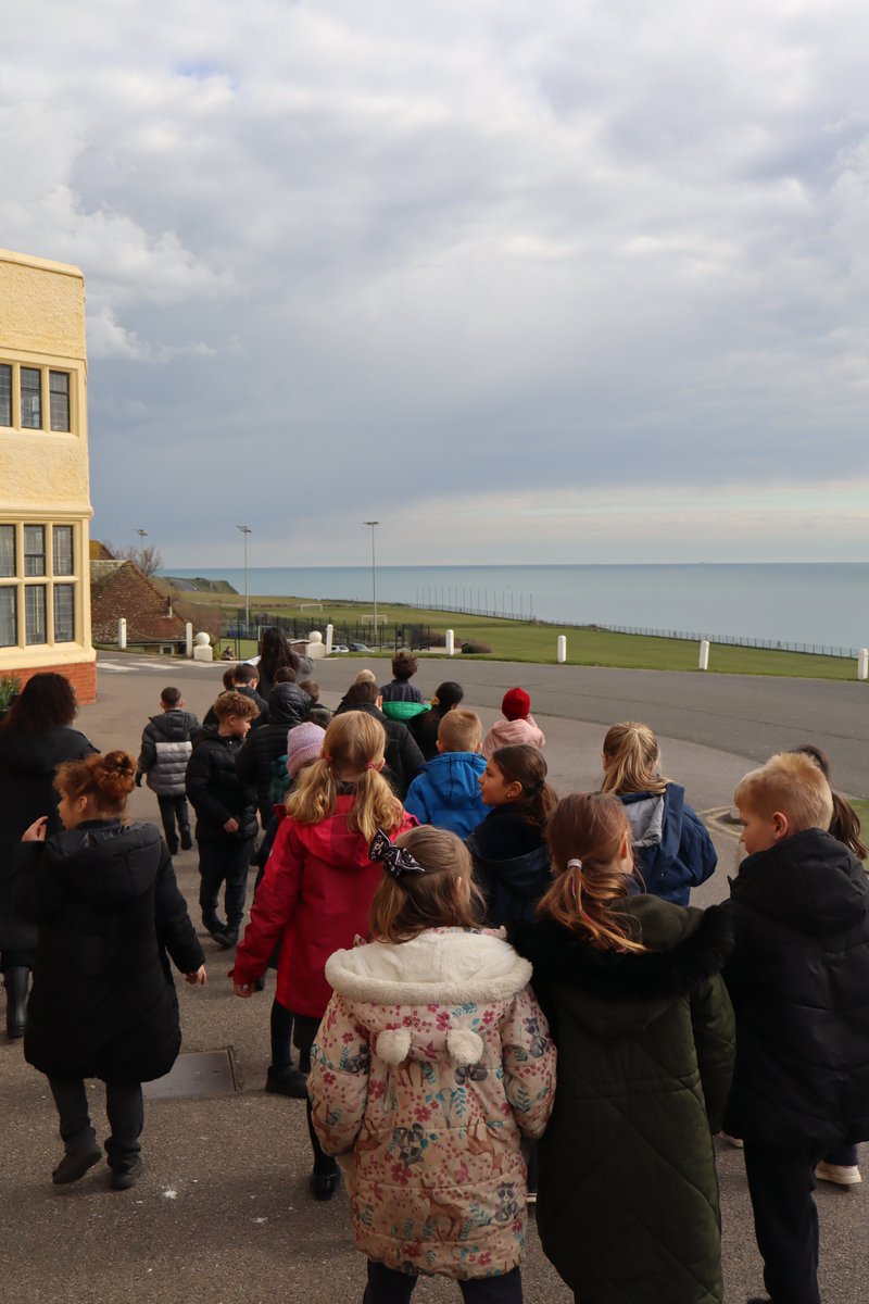 This term, our two Year 4 classes have enjoyed visiting Roedean School for a variety of enrichment activities. Yesterday, it was the turn of Franklin class to go to Roedean's own farm where they met goats, sheep and chickens! #woodingdean #enrichment