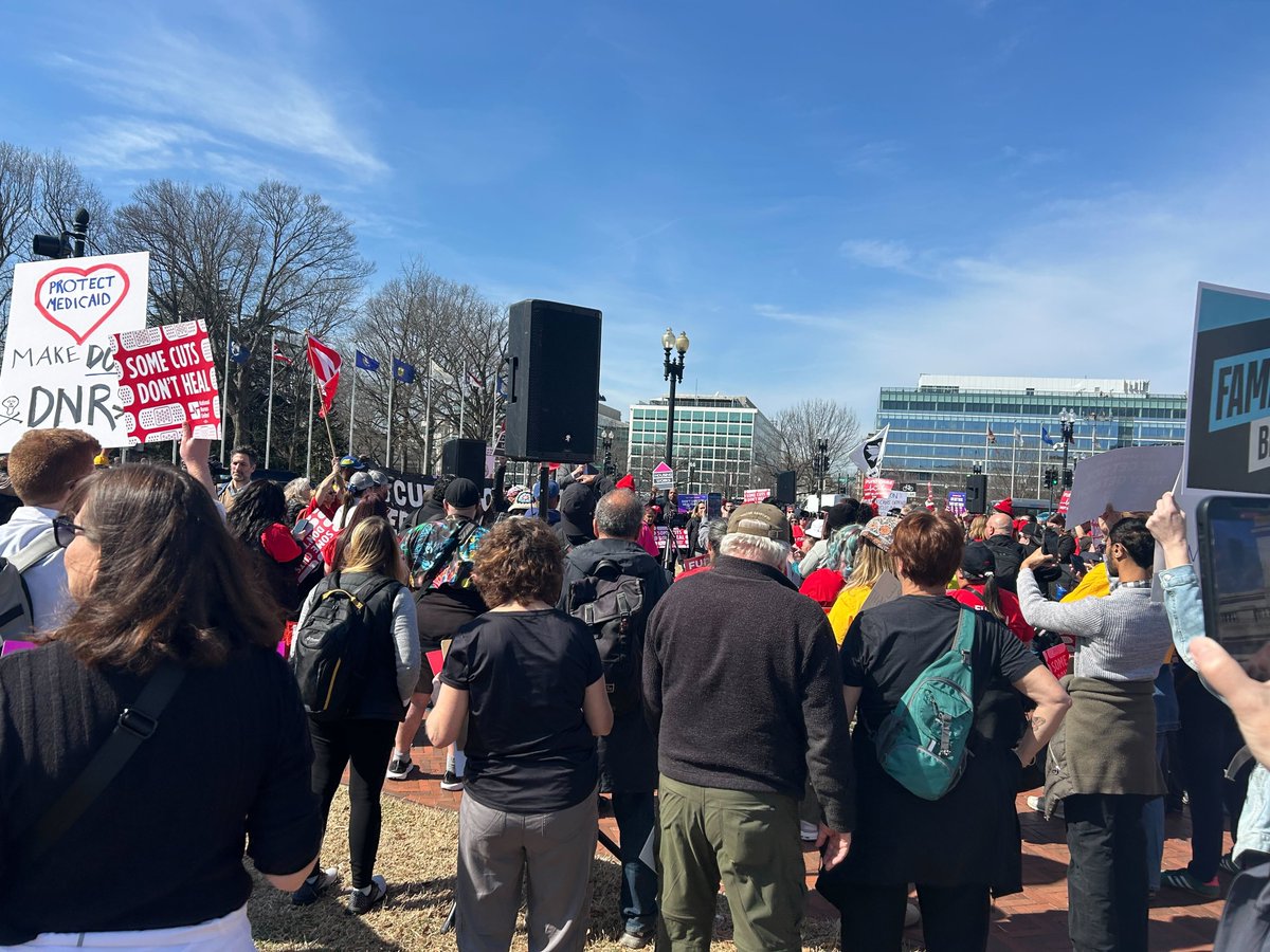 This week we joined <a href="/popdemoc/">Popular Democracy💥</a> at the Save Our Healthcare March to fight GOP's plan to gut Medicaid by $880B—risking care for 80M Americans and funneling tax breaks to billionaires. We demand healthcare for all! #SaveOurHealthcare #MedicaidMatters