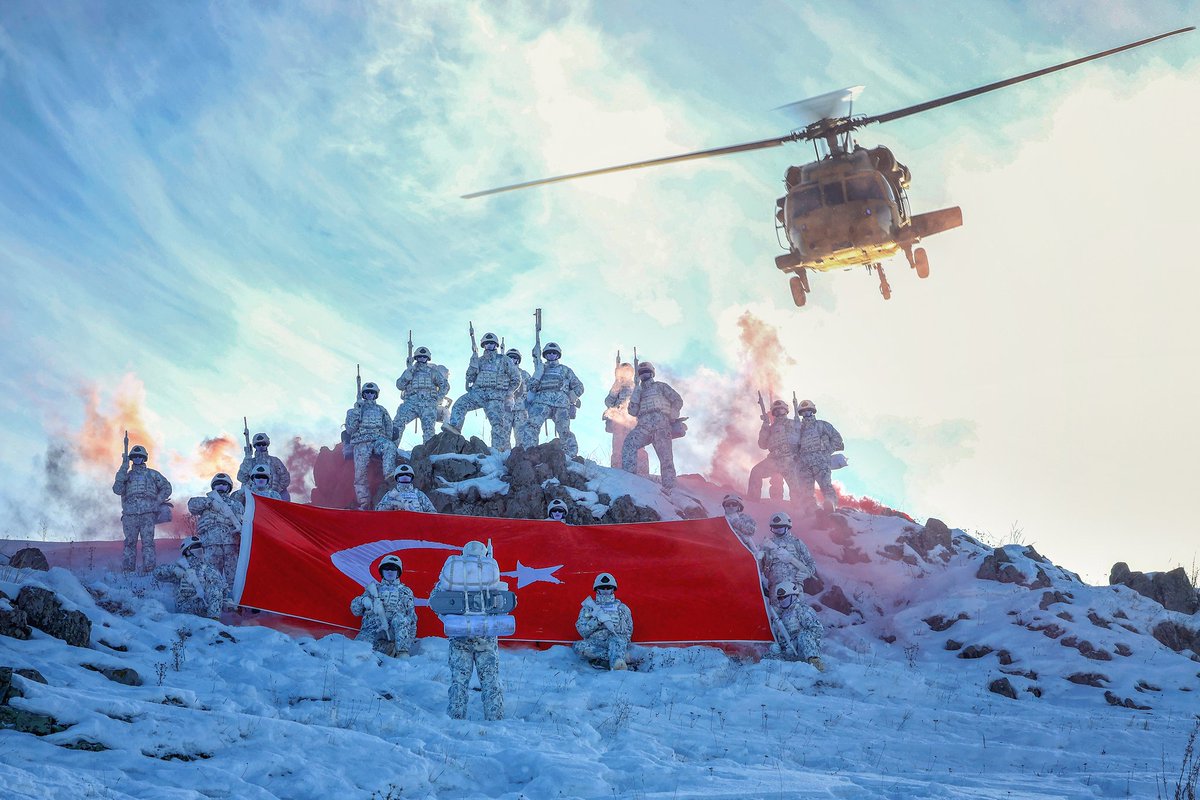 🚨#SONDAKİKA

Üst Düzey ABD’li Yetkili:

Türkiye izin vermeseydi, Şam ile SDG arasındaki anlaşma gerçekleşmezdi.

-AP News