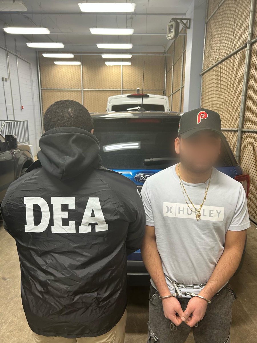 DEAPhiladelphia (@deaphiladelphia) on Twitter photo #DEAPhiladelphia continues to support @DHSGOV with their immigration enforcement efforts #DEA <a href="/DEAHQ/">DEA HQ</a> <a href="/TheJusticeDept/">U.S. Department of Justice</a> <a href="/EROPhiladelphia/">ERO Philadelphia</a> <a href="/ICEgov/">U.S. Immigration and Customs Enforcement</a> <a href="/HSIPhiladelphia/">HSI Philadelphia</a> #DEAPhiladelphia continues to support @DHSGOV with their immigration enforcement efforts #DEA <a href="/DEAHQ/">DEA HQ</a> <a href="/TheJusticeDept/">U.S. Department of Justice</a> <a href="/EROPhiladelphia/">ERO Philadelphia</a> <a href="/ICEgov/">U.S. Immigration and Customs Enforcement</a> <a href="/HSIPhiladelphia/">HSI Philadelphia</a>