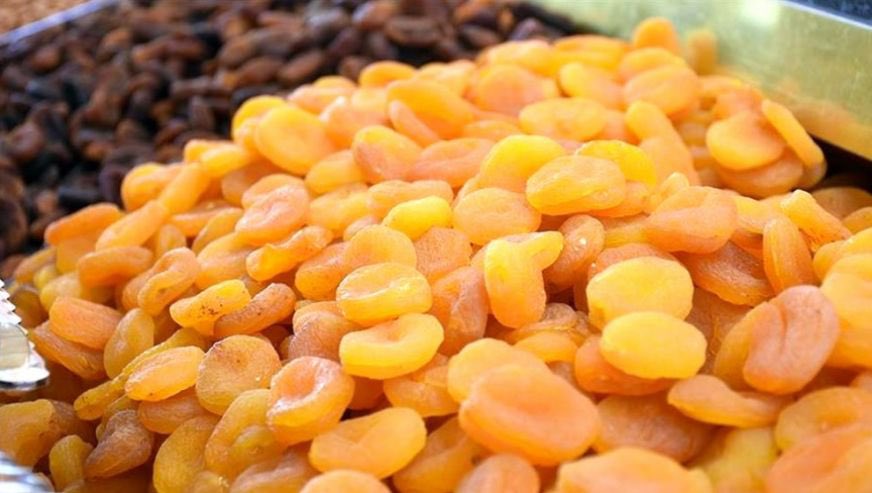 ‼️MALATYA KAYISISI’NDA ALARM ‼️ 

▪️Malatya’nın ünlü kayısı meyvesi bir kaç yıl içinde artık yetişmeyeceği öngörülüyor. Bunda değişen iklim koşulları, yanlış pazarlama, sulamada pahalı enerji ve hiç bir devlet desteğinin uygulanmamasının olumsuz etkilediğini söyleyebiliriz.