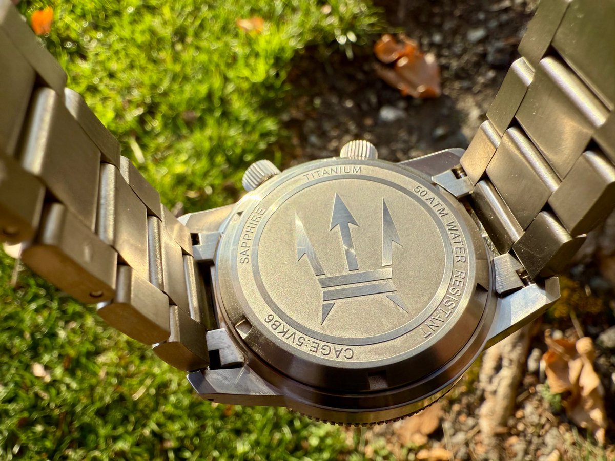 countycomm's tweet photo. 500M Alto Mare 42mm 9075 GMT - Titanium Automatic Watch - By Maratac® 🔥 In Stock! 🔥
Includes Both Titanium Bracelet &amp; Ti Mil Series Nylon Strap Too!
https://t.co/3tNnB6SkEb...
@everyone https://t.co/sjxq8n7qqf