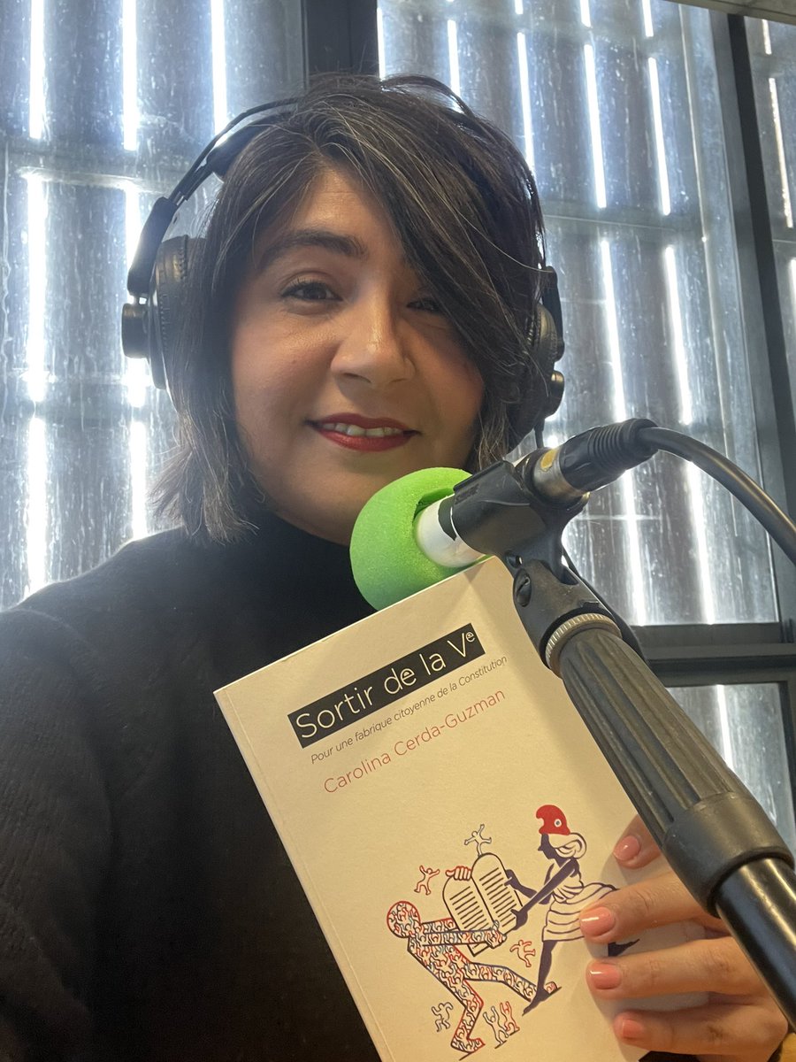 Carolina Cerda-Guzman (@caro_in_red) on Twitter photo Merci infiniment à Léo Benelbaz de son accueil à <a href="/RadioCampusBx/">Radio Campus Bordeaux</a> pour parler de mon livre « Sortir de la Ve. Pour une fabrique citoyenne de la constitution ».
L’échange était très agréable ! Merci infiniment à Léo Benelbaz de son accueil à <a href="/RadioCampusBx/">Radio Campus Bordeaux</a> pour parler de mon livre « Sortir de la Ve. Pour une fabrique citoyenne de la constitution ».
L’échange était très agréable !
