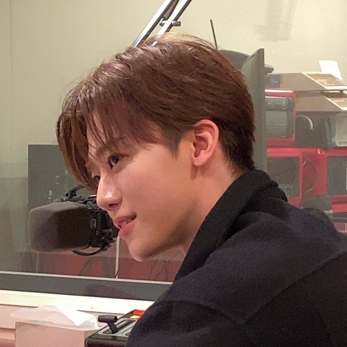 njmhae's tweet photo. handsome. https://t.co/sm5pyaMXPu