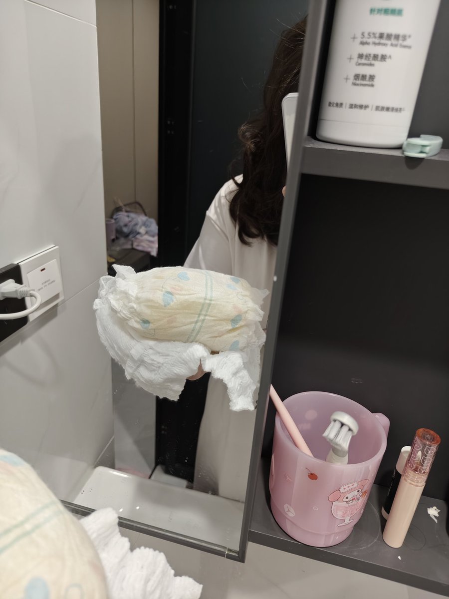 是…兔子小姐 tweet media