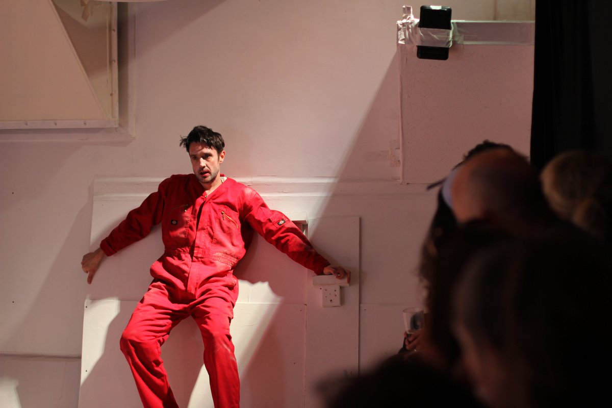 VolcanoUK's tweet image. Diolch am eich ceisiadau! Mwy o newyddion yn fuan. / Thanks for your applications! More news soon... #theshapeofthingstocome #theroom
Lluniau / images (Tymor 2024 season)
1. Elin Phillips - Nythu
2. Akeim Toussaint Buck - Sanc
3. Christopher Elson - This Museum is a Spaceship